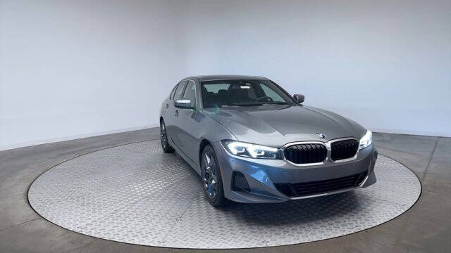 2025 BMW 3 Series 330i xDrive