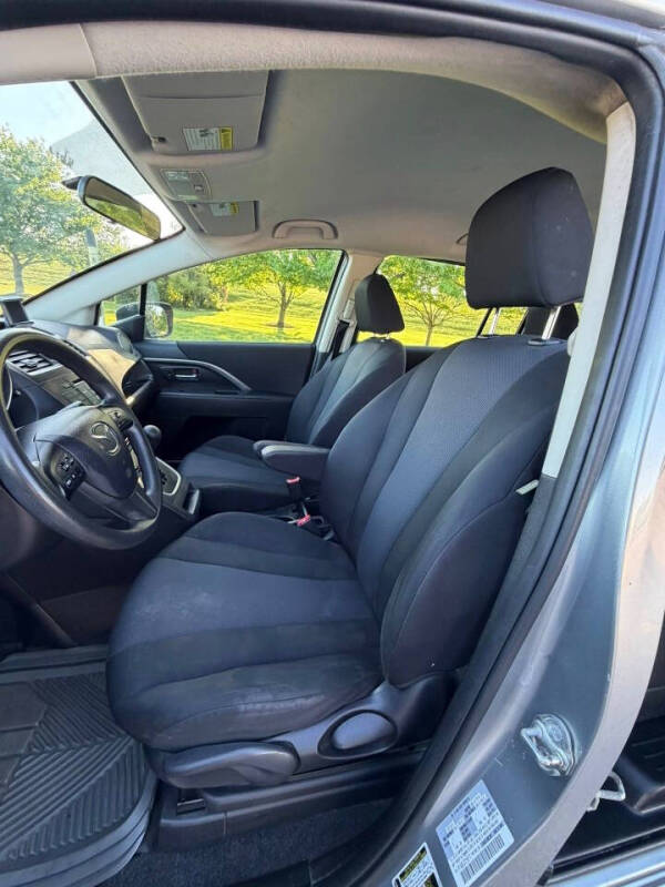 2013 Mazda MAZDA5 Sport