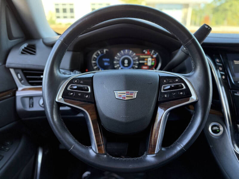 2016 Cadillac Escalade Standard