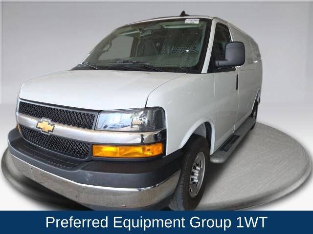 2025 Chevrolet Express 2500