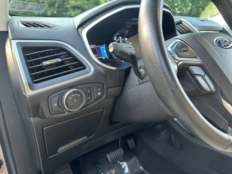 2019 Ford Edge SEL