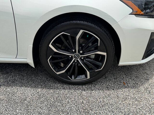 2024 Nissan Altima 2.5 SR