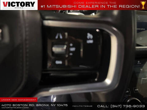 2022 Land Rover Range Rover Velar P250 R-Dynamic S