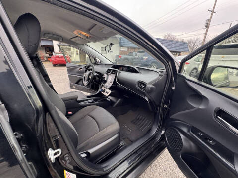 2016 Toyota Prius Two