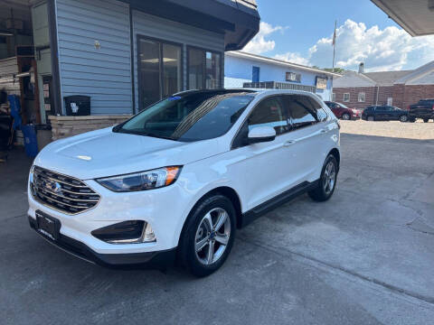 2022 Ford Edge for sale at River City Auto Center LLC in Chester IL