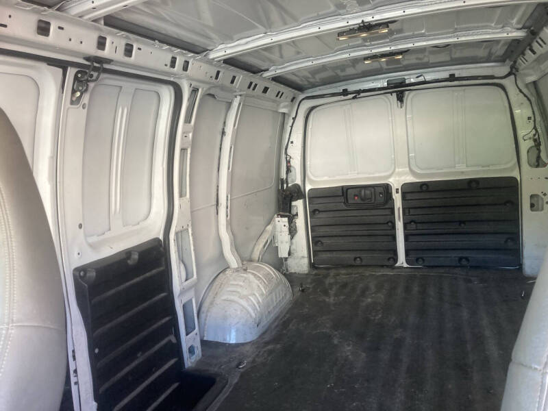 2019 Chevrolet Express 2500