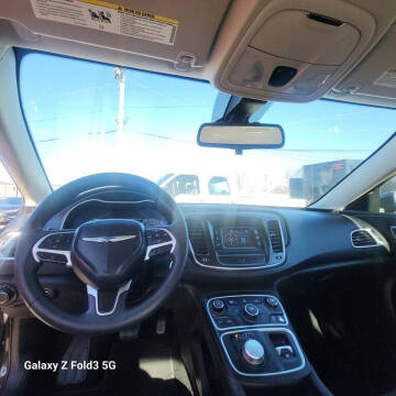 2016 Chrysler 200 Limited