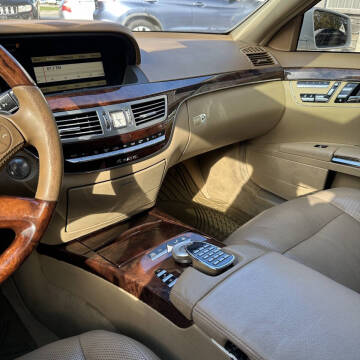 2010 Mercedes-Benz S-Class S 550 4MATIC