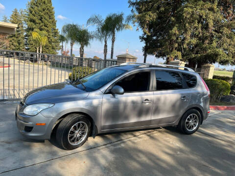 2011 Hyundai Elantra Touring for sale at Gold Rush Auto Wholesale in Sanger CA