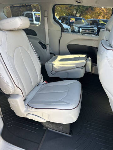 2017 Chrysler Pacifica Limited