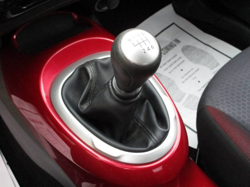 2012 Nissan JUKE SV
