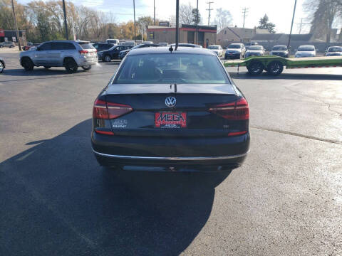 2018 Volkswagen Passat 2.0T R-Line