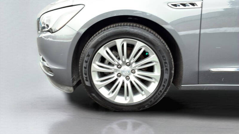 2018 Buick LaCrosse Essence