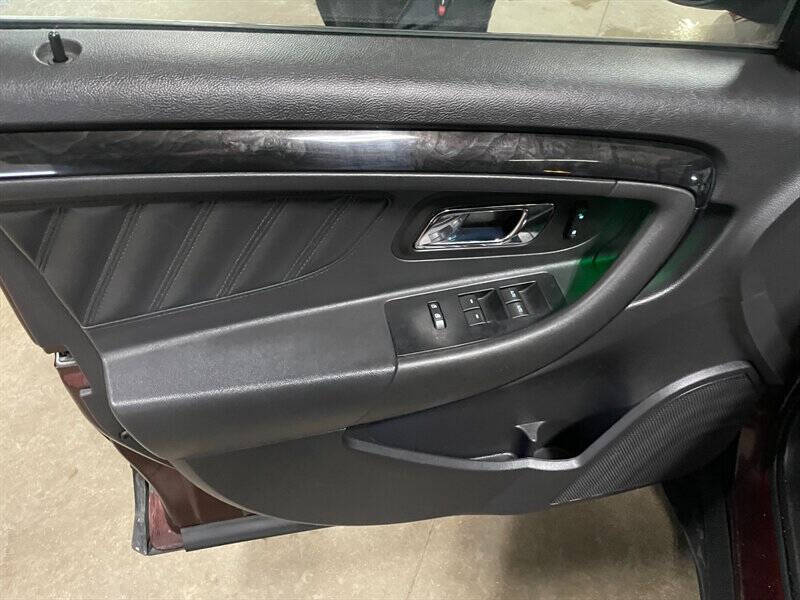 2010 Ford Taurus Limited