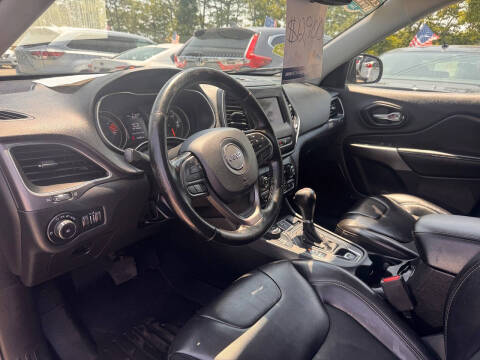 2021 Jeep Cherokee Latitude Plus