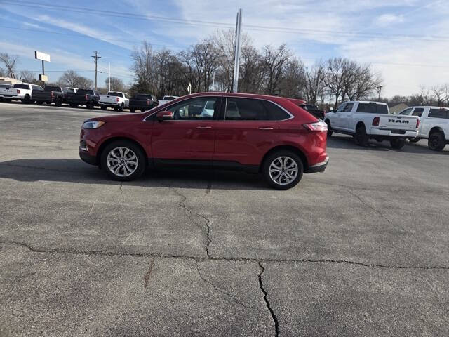 2024 Ford Edge Titanium