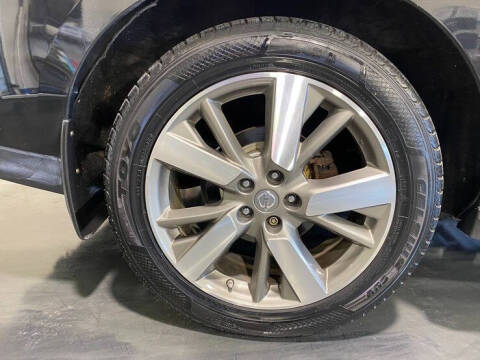 2015 Nissan Pathfinder SL