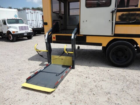 2009 IC Bus CE Series