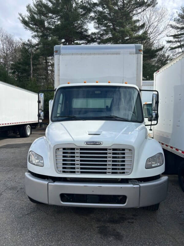 2018 Freightliner M2 106
