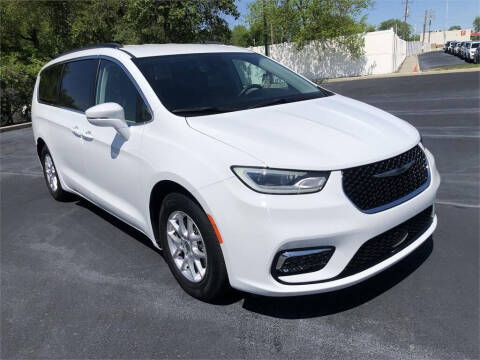 2022 Chrysler Pacifica for sale at Audubon Chrysler Center in Henderson KY