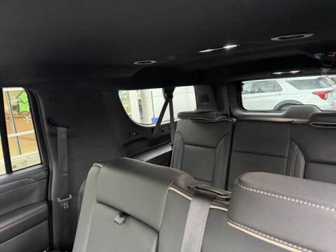 2024 GMC Yukon XL SLT