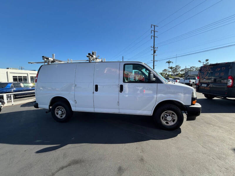 2021 Chevrolet Express 2500