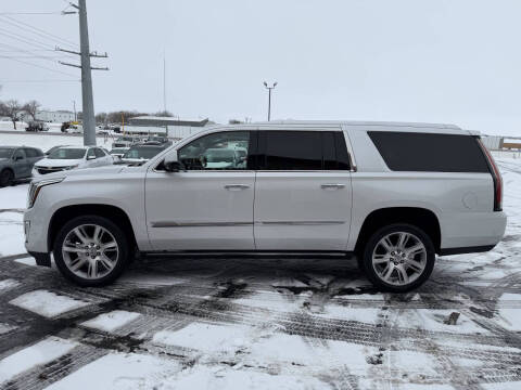 2017 Cadillac Escalade ESV Premium Luxury