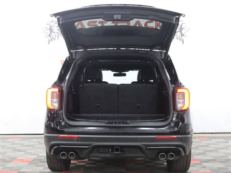 2022 Ford Explorer ST