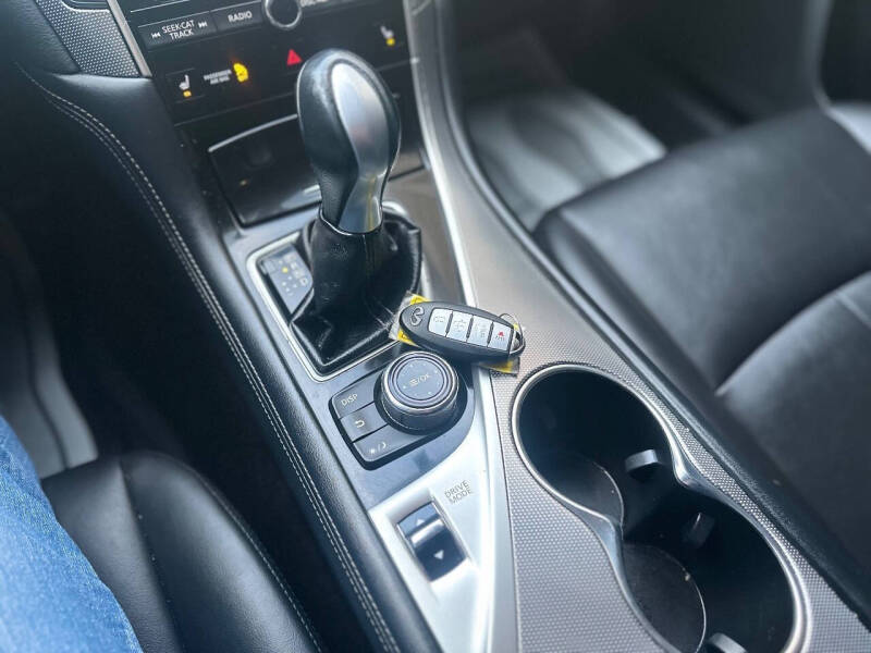 2014 Infiniti Q50 Premium