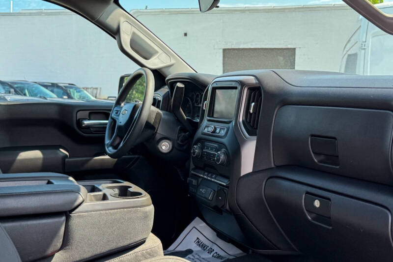 2021 Chevrolet Silverado 1500 Custom