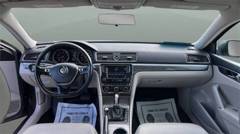 2017 Volkswagen Passat 1.8T SE