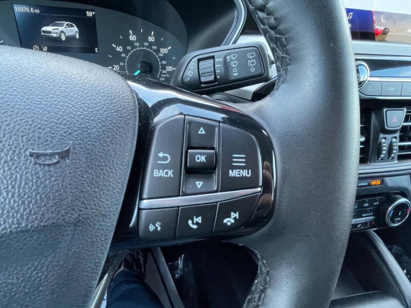 2022 Ford Escape SEL