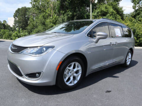 2017 Chrysler Pacifica for sale at RUSTY WALLACE KIA Alcoa in Louisville TN