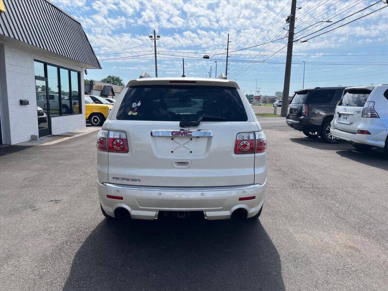2011 GMC Acadia Denali