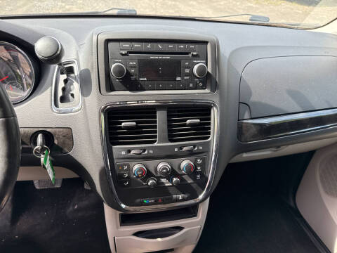 2013 Dodge Grand Caravan SE