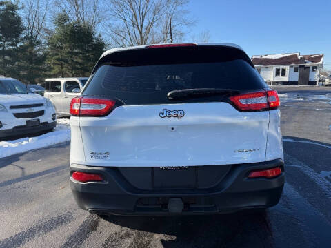 2014 Jeep Cherokee Sport