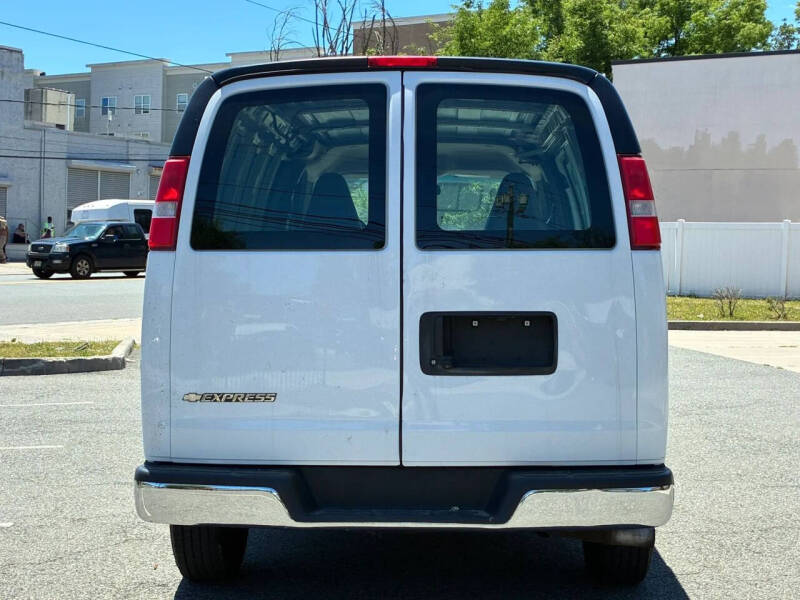 2017 Chevrolet Express 3500