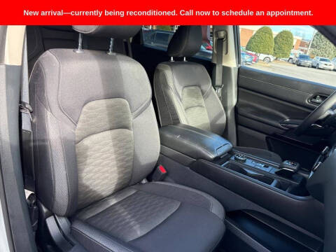 2024 Nissan Pathfinder S