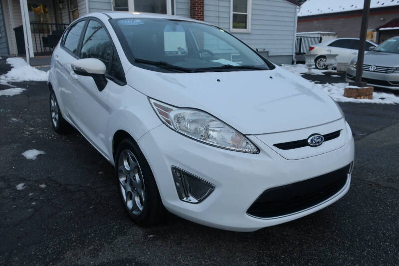 2011 Ford Fiesta SES