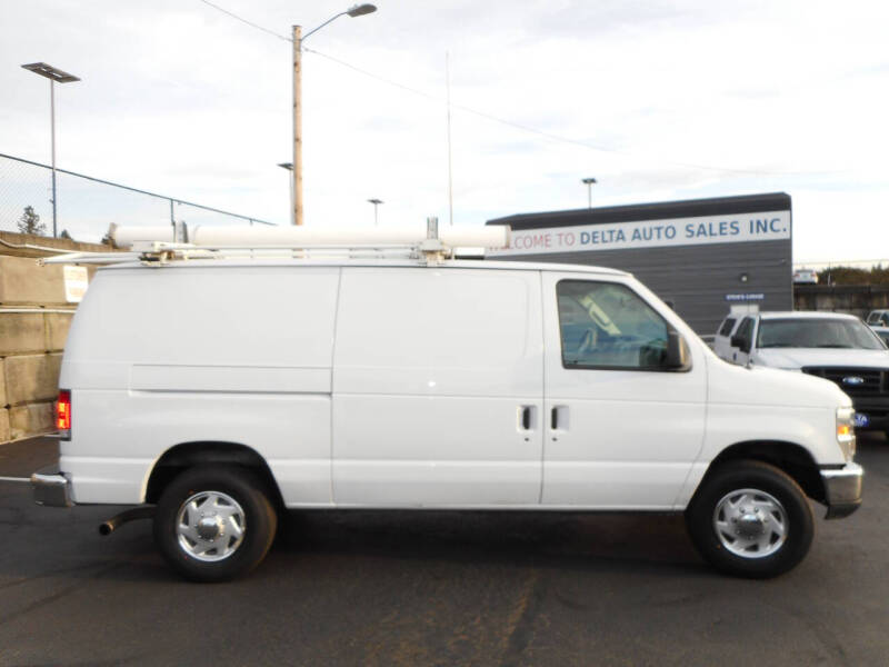 2013 Ford E-Series E-350 SD