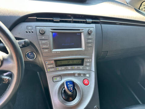 2013 Toyota Prius Three