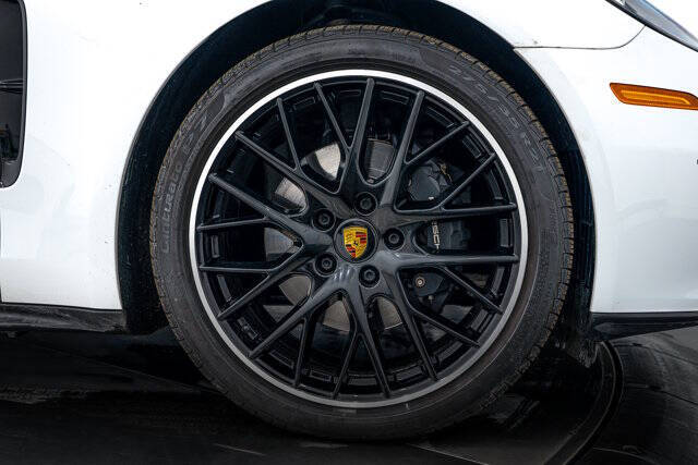 2021 Porsche Panamera 4