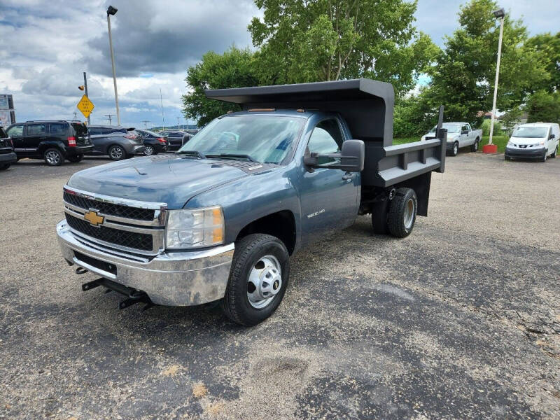 2013 Chevrolet Silverado 3500HD CC for sale at Rick's R & R Wholesale, LLC in Lancaster OH