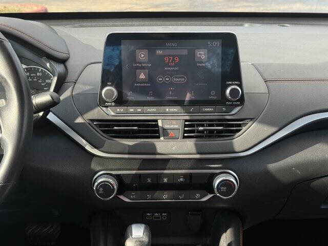 2021 Nissan Altima 2.5 SR