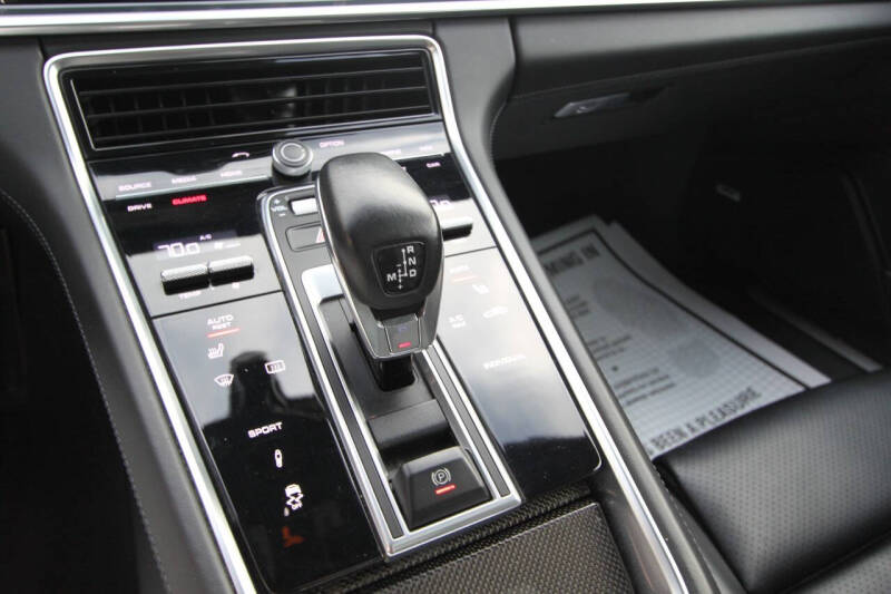 2017 Porsche Panamera Turbo