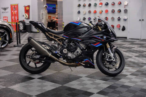 2023 BMW S 1000