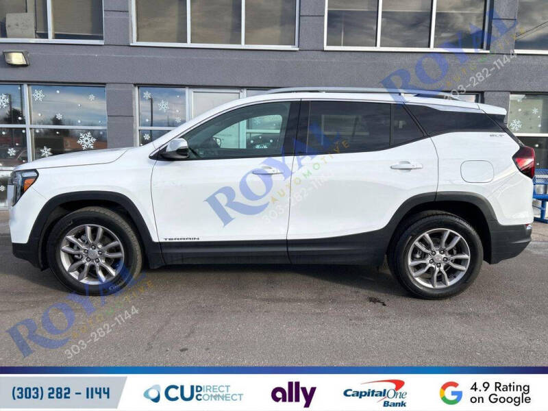 2024 GMC Terrain SLT