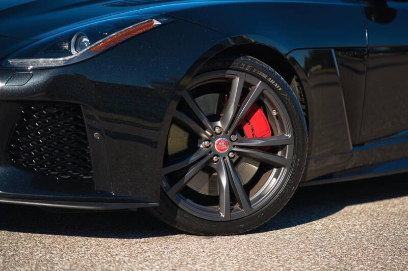 2017 Jaguar F-TYPE SVR