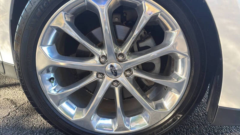 2017 Ford Taurus Limited