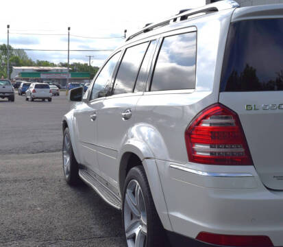 2011 Mercedes-Benz GL-Class GL 550 4MATIC